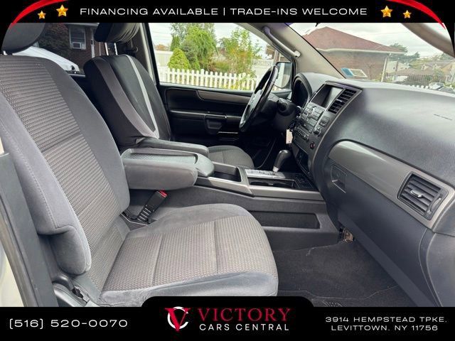 Used 2010 Nissan Armada SE image 19
