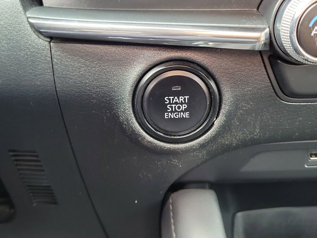 Used 2019 MAZDA MAZDA3 Sedan w/ Select Package FWD image 16