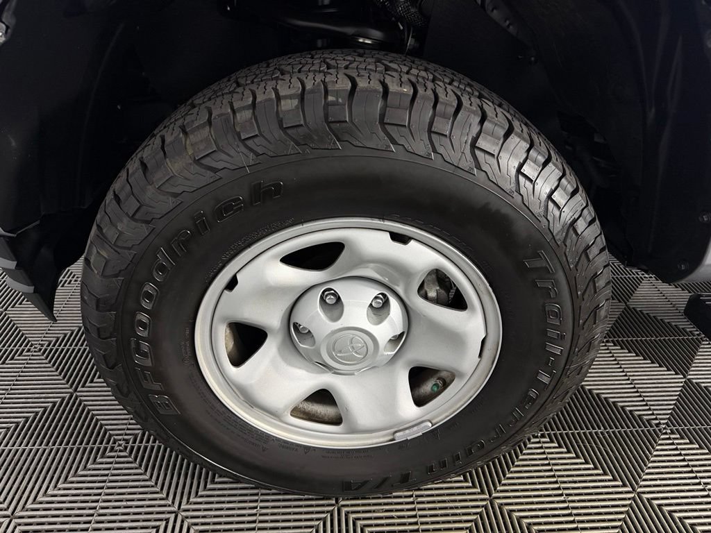 Used 2019 Toyota Tacoma SR AWD/4WD image 11