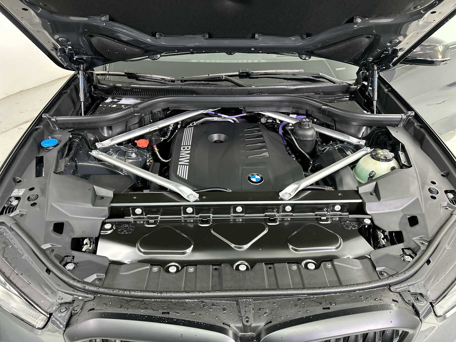 New 2026 BMW X5 xDrive40i w/ M Sport Package image 18