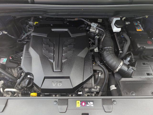 Used 2024 Kia Carnival LX image 35