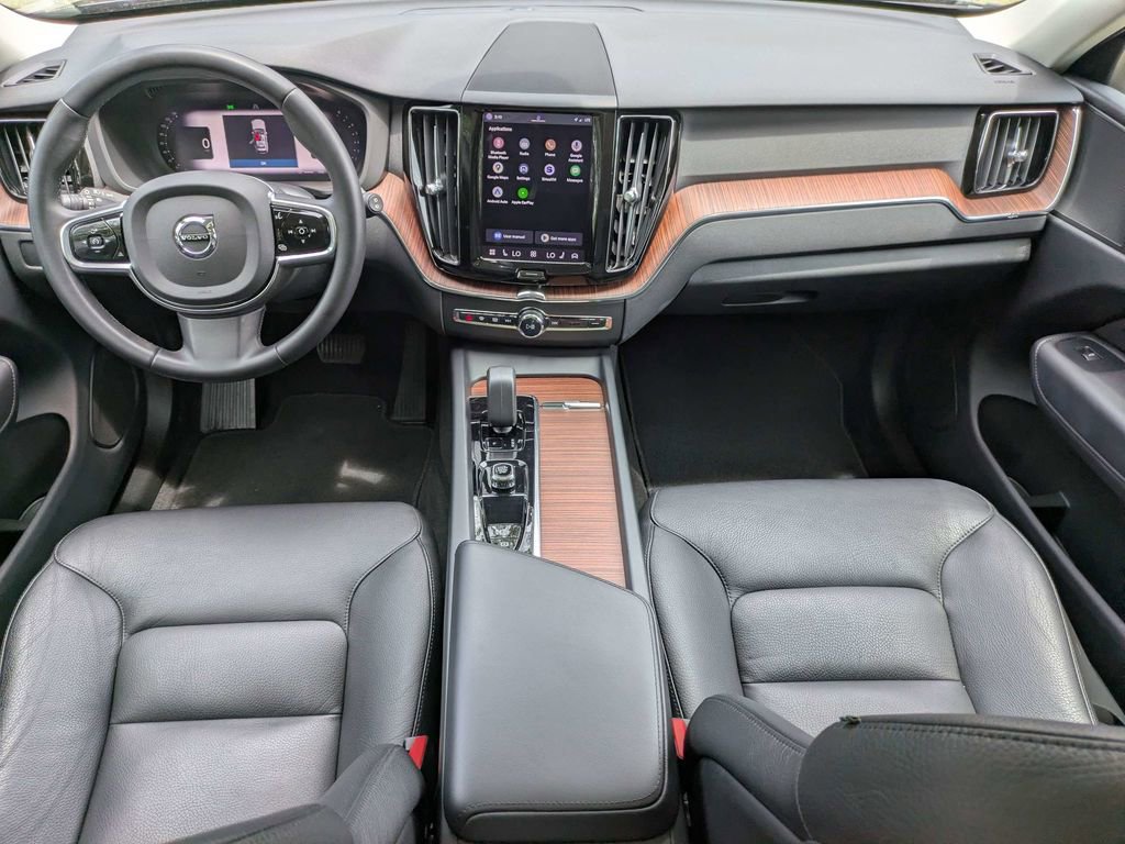 Certified 2023 Volvo XC60 B5 Plus FWD image 15