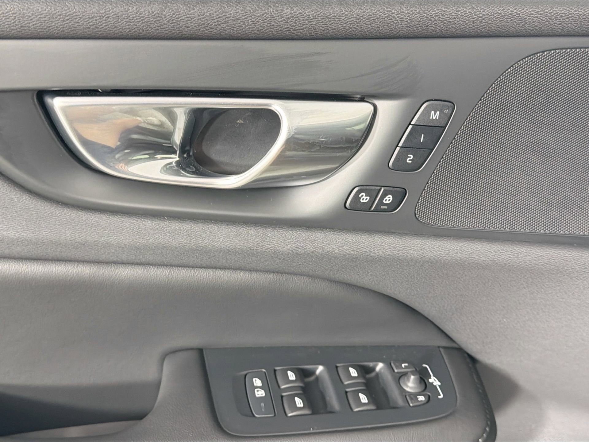 New 2026 Volvo V60 B5 Cross Country Plus w/ Protection Package Premier image 16