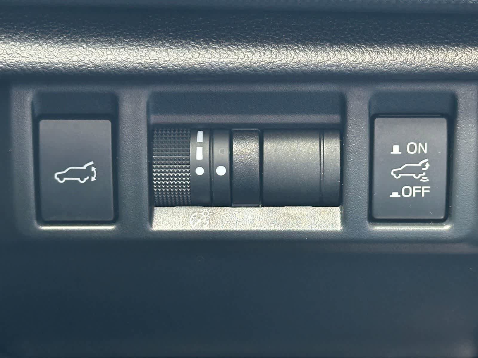 Certified 2025 Subaru Forester Limited AWD/4WD image 26