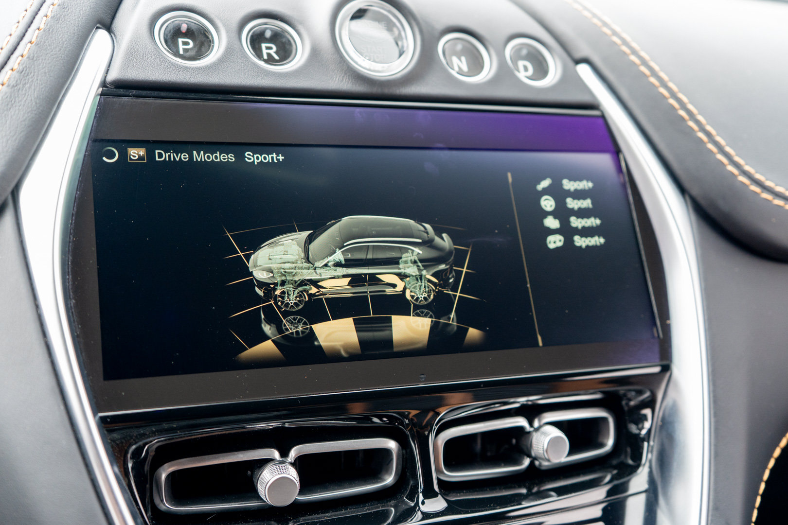Used 2023 Aston Martin DBX 707 AWD/4WD image 19