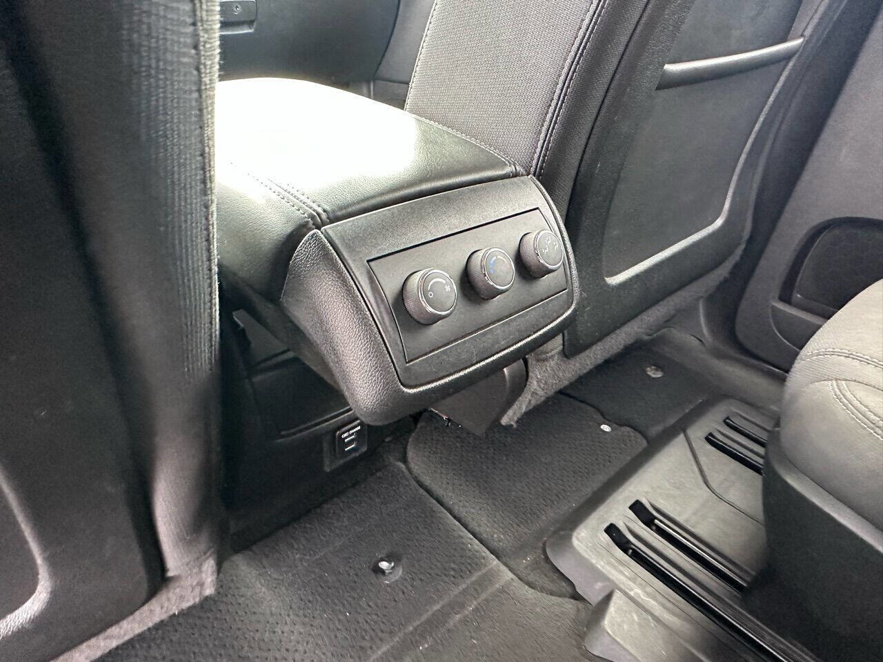 Used 2014 Chevrolet Traverse LT w/ All-Star Edition image 20