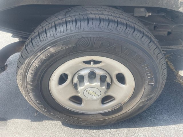Used 2021 Chevrolet Express 2500 w/ Driver Convenience Package RWD image 20