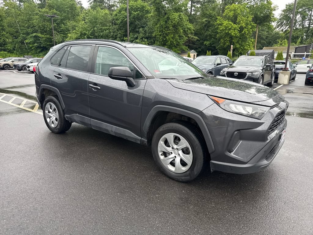 Used 2021 Toyota RAV4 LE AWD/4WD image 7