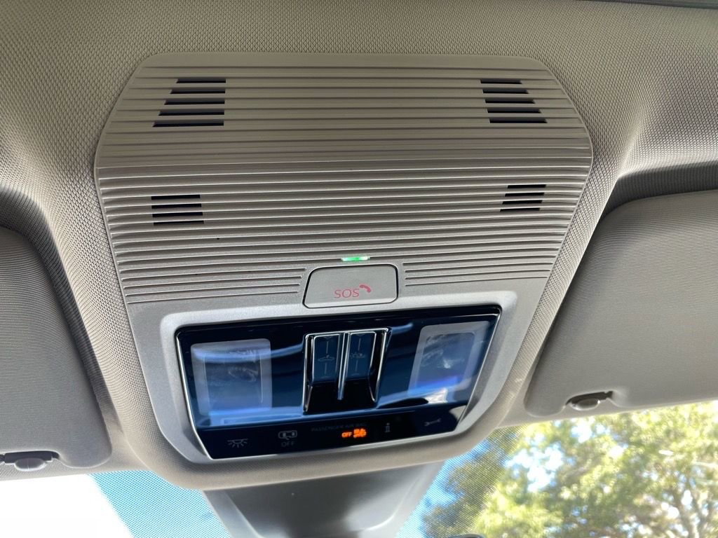 New 2026 Volkswagen Atlas SEL Premium R-Line AWD/4WD image 14