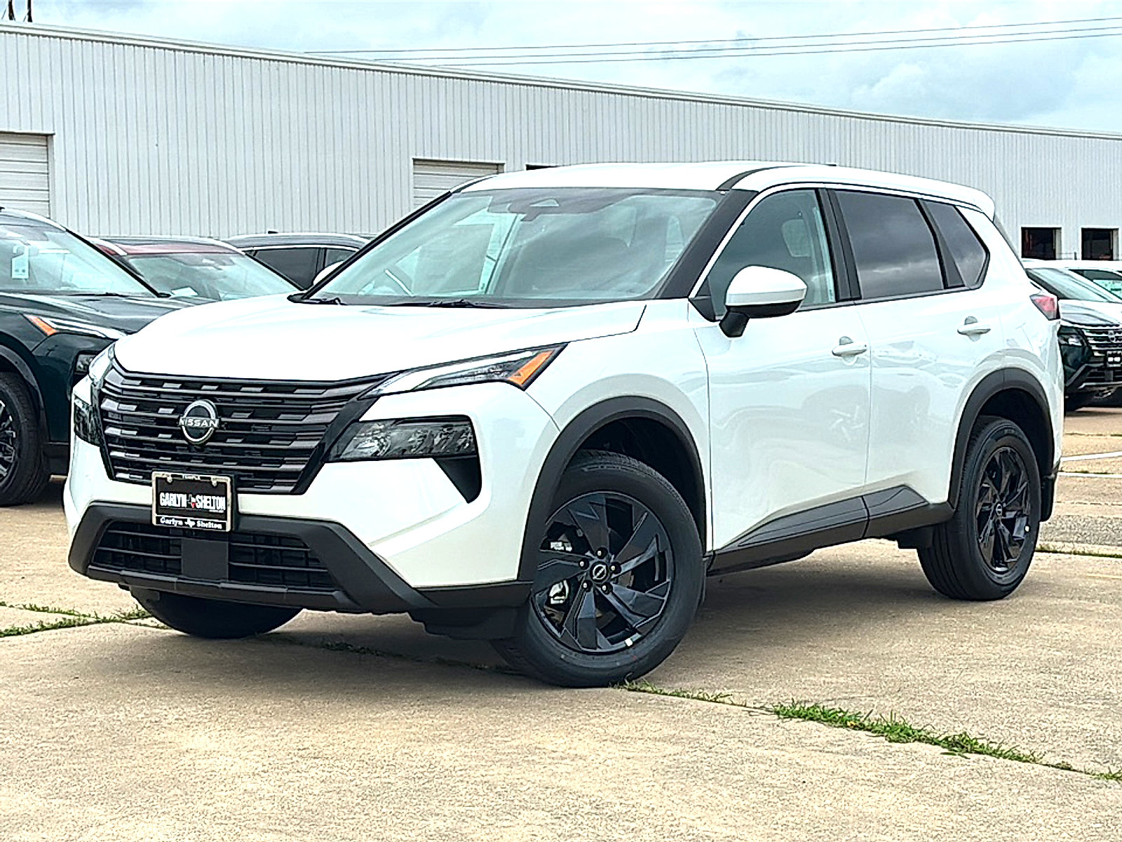 New 2026 Nissan Rogue SV FWD image 2