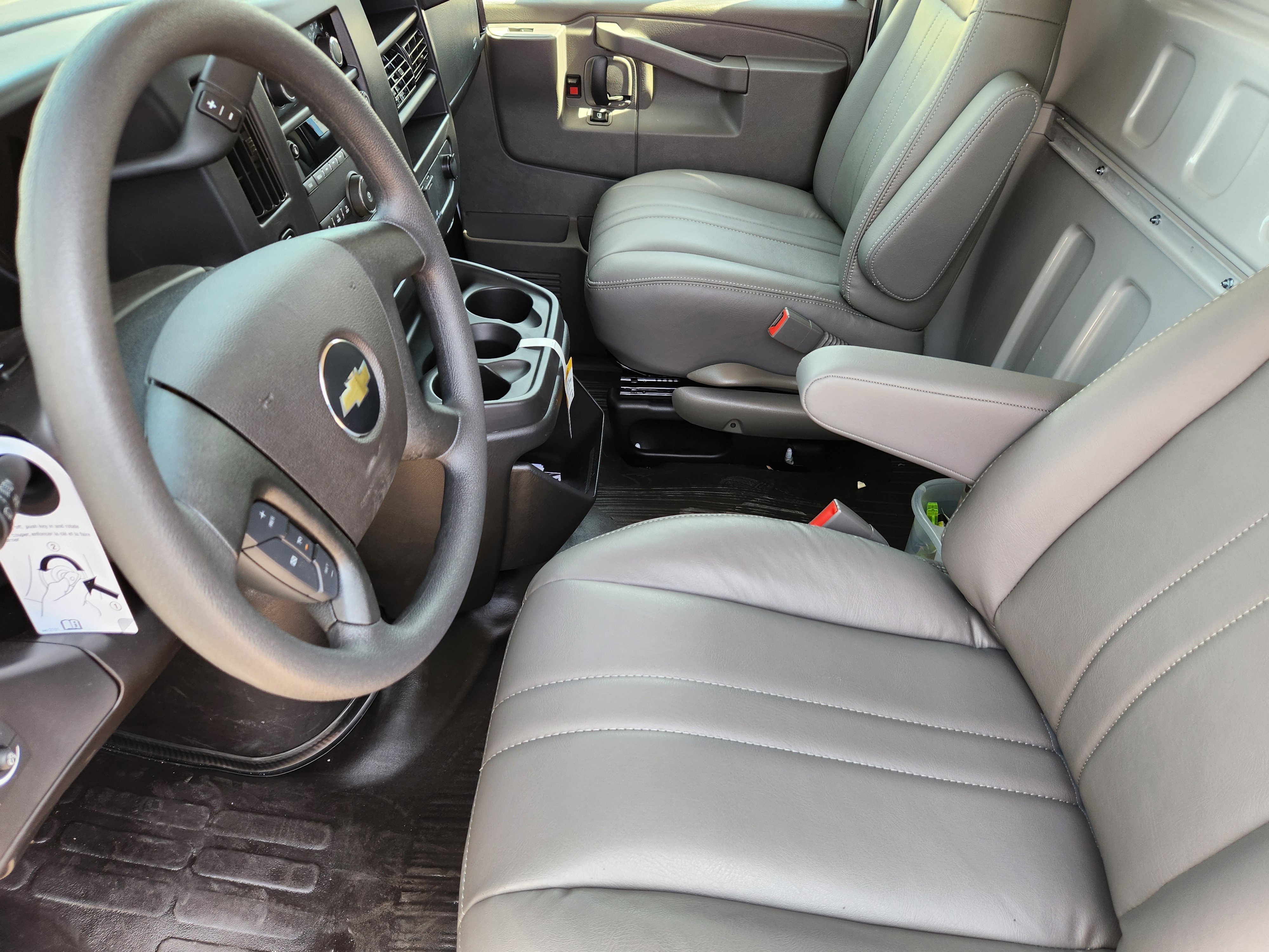 New 2026 Chevrolet Express 2500 w/ Driver Convenience Package image 9