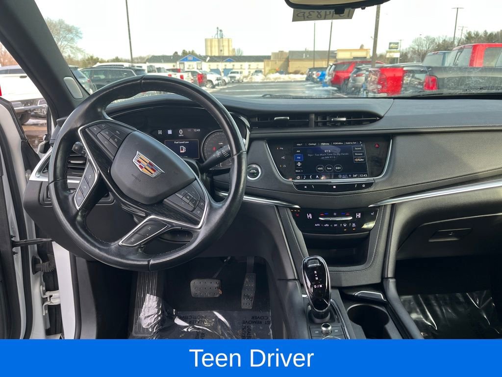 Used 2021 Cadillac XT5 Premium Luxury image 24