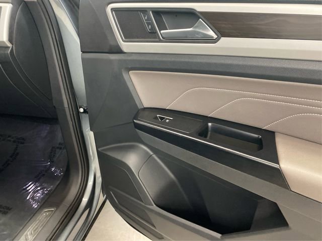 Used 2021 Volkswagen Atlas SE image 25