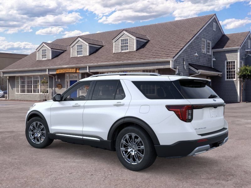 Used 2025 Ford Explorer Platinum RWD image 4