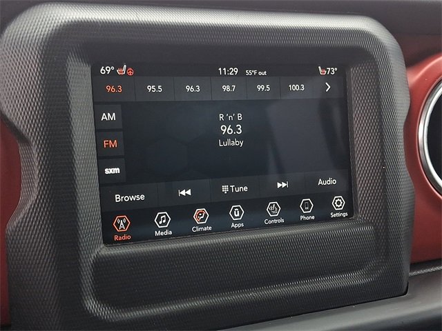 Used 2019 Jeep Wrangler Unlimited Rubicon w/ Cold Weather Group image 16