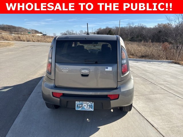 Used 2011 Kia Soul + image 4