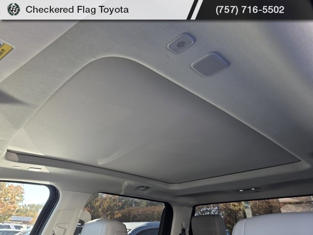 Used 2023 Toyota Tundra Limited image 11