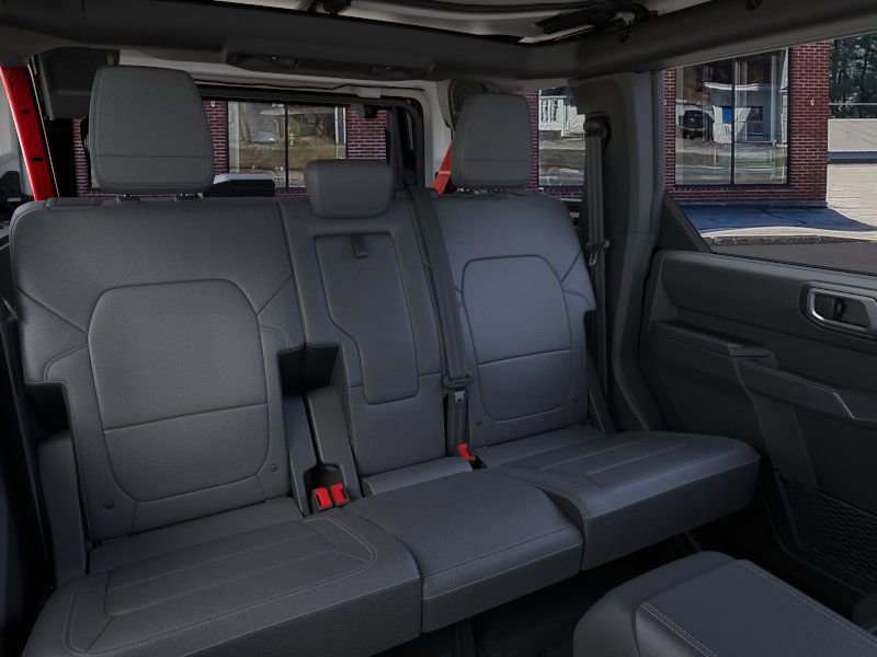 New 2025 Ford Bronco Badlands image 11