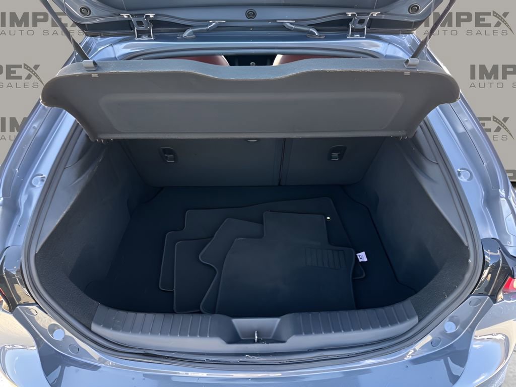 Used 2024 MAZDA MAZDA3 s image 29