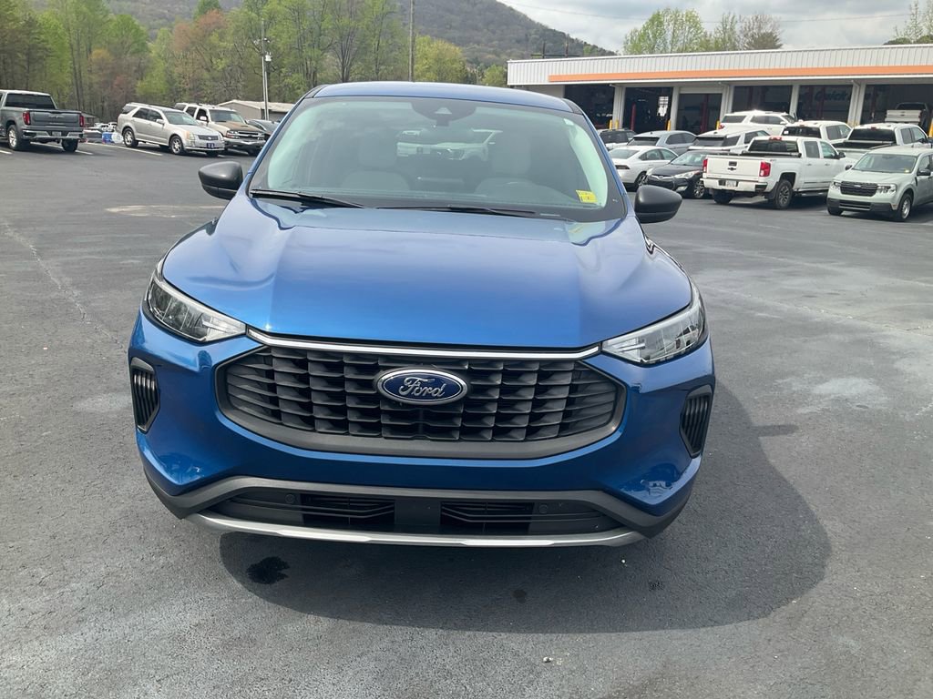 Certified 2023 Ford Escape Active w/ Cold Weather Package video 2