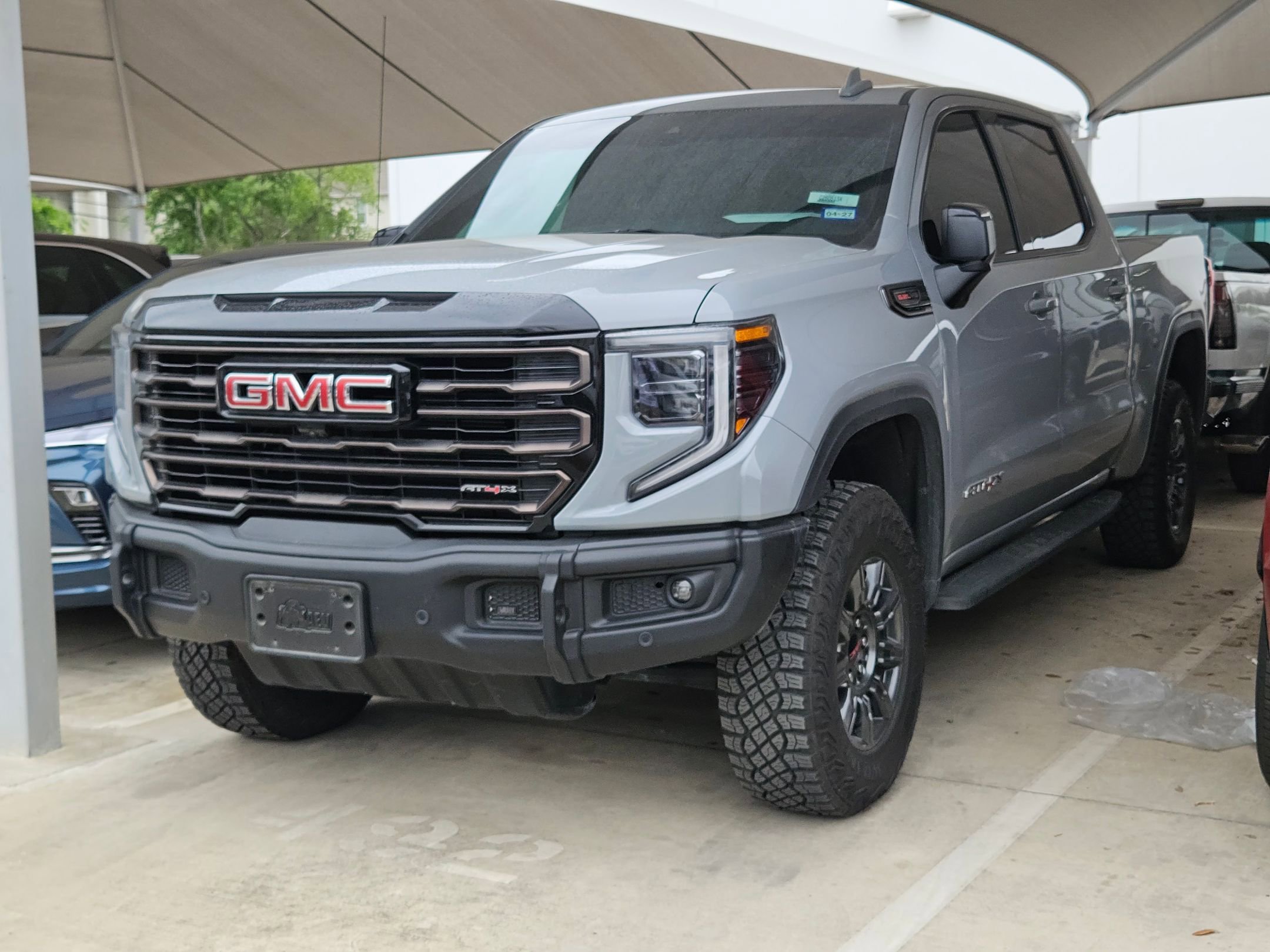 Used 2024 GMC Sierra 1500 AT4X image 4