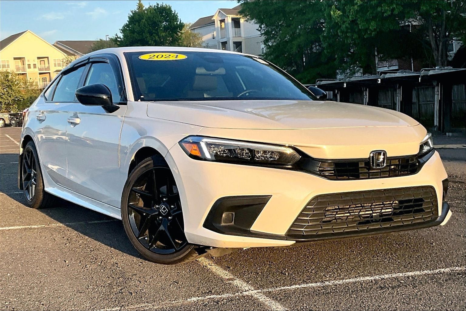 Used 2024 Honda Civic Sport image 2
