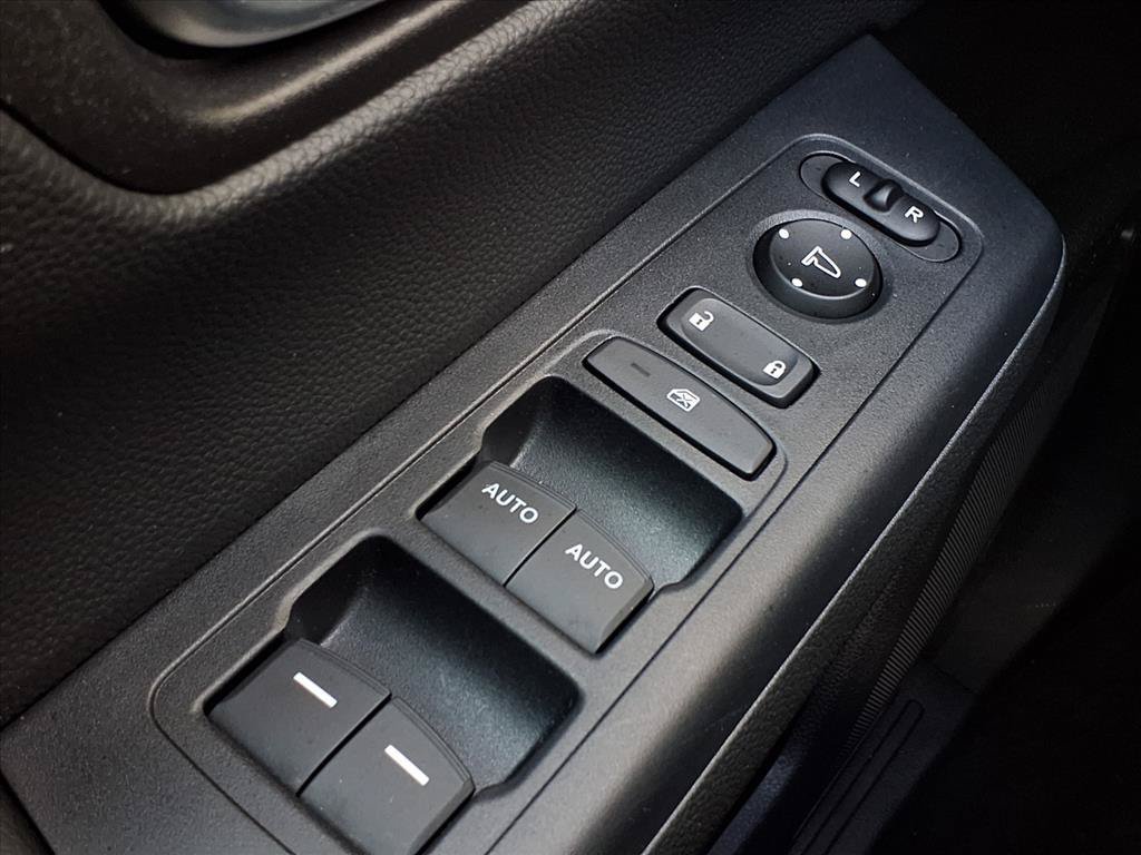 Used 2025 Honda CR-V EX image 26