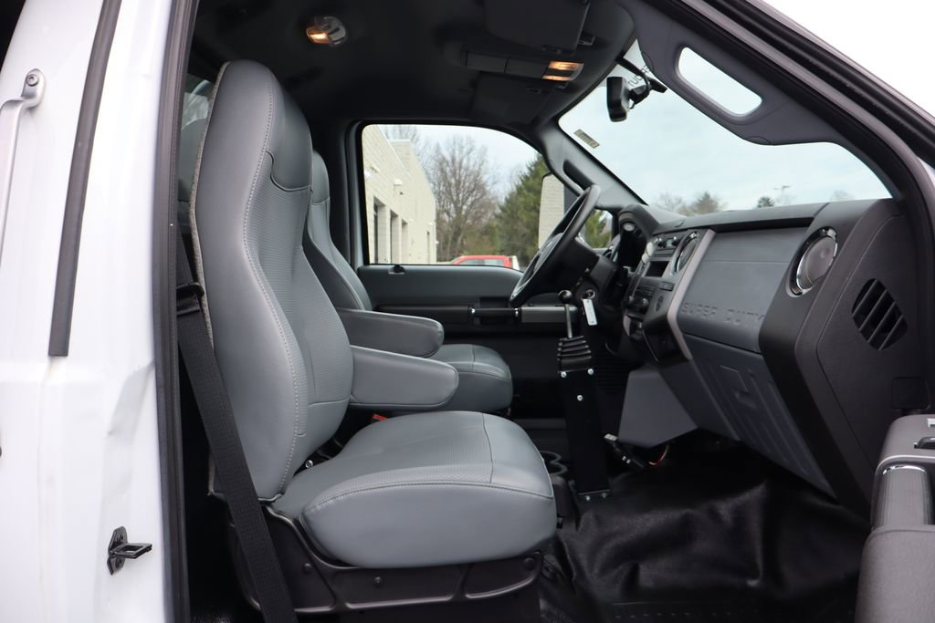 Used 2025 Ford F650 2WD Regular Cab Super Duty image 10