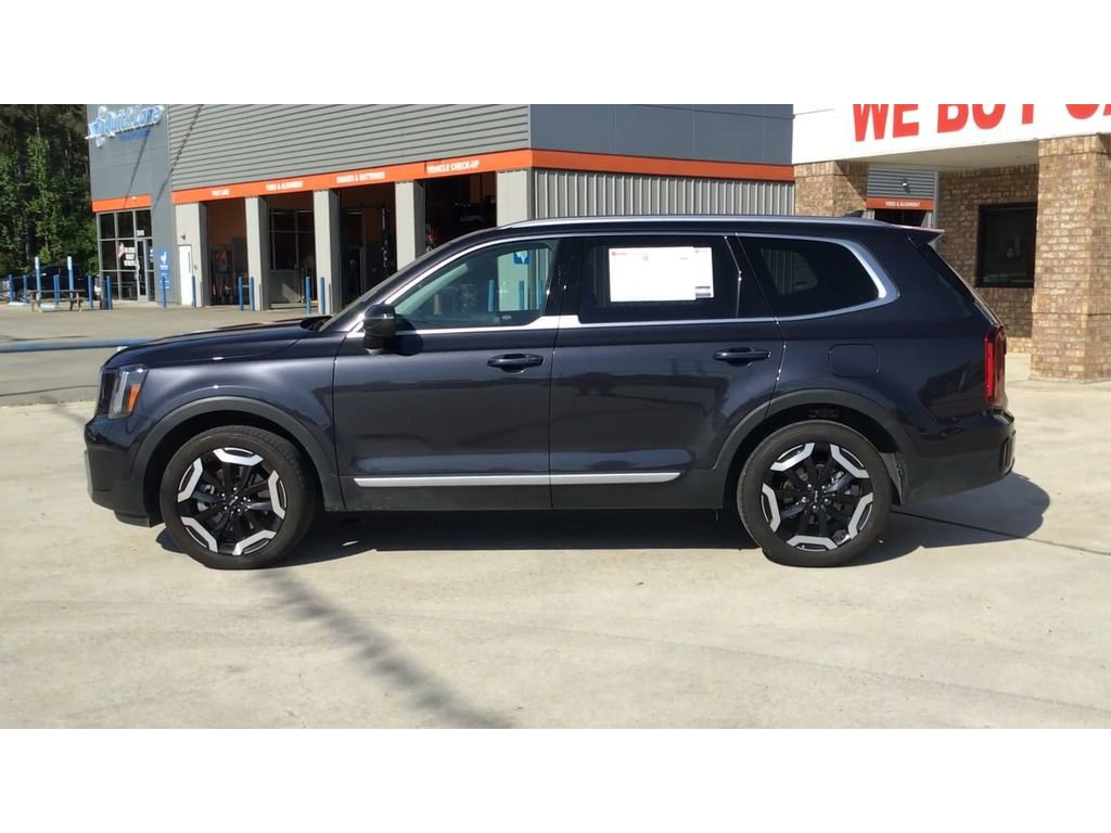 Used 2025 Kia Telluride S image 5
