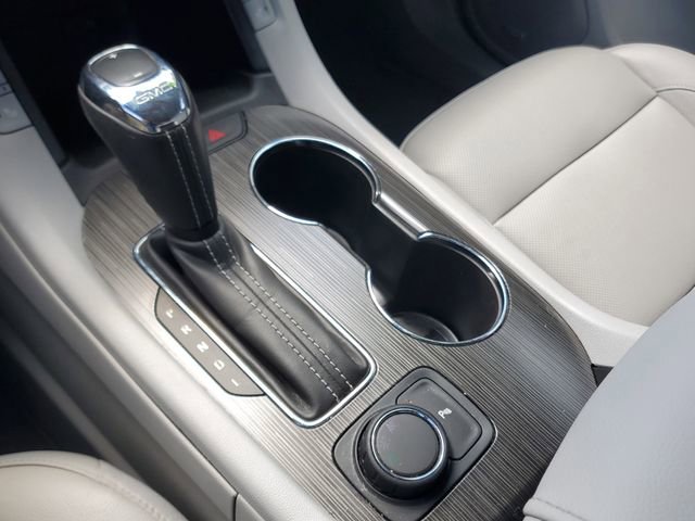 Used 2019 GMC Acadia SLT FWD image 25
