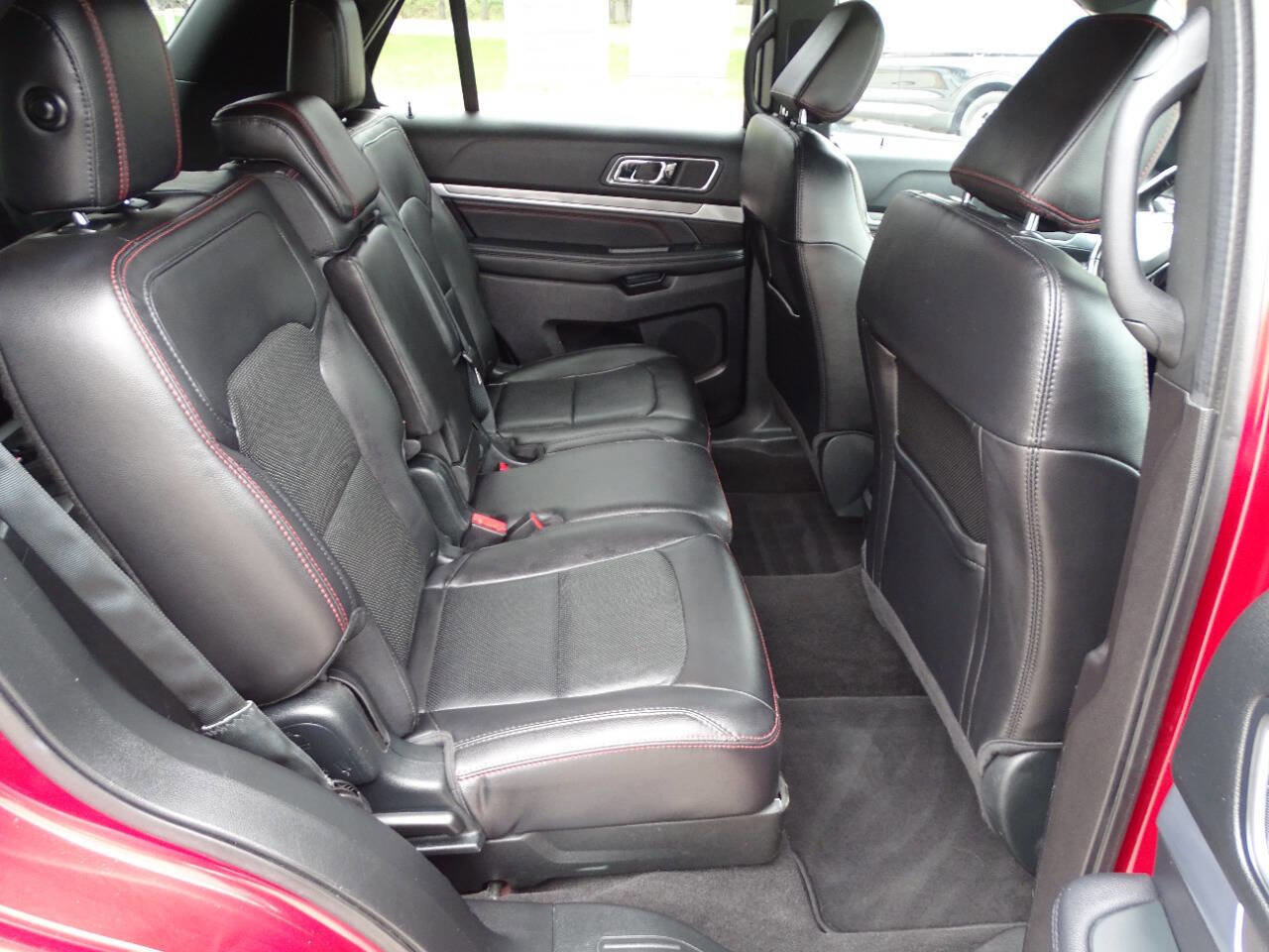 Used 2019 Ford Explorer Sport AWD/4WD image 45