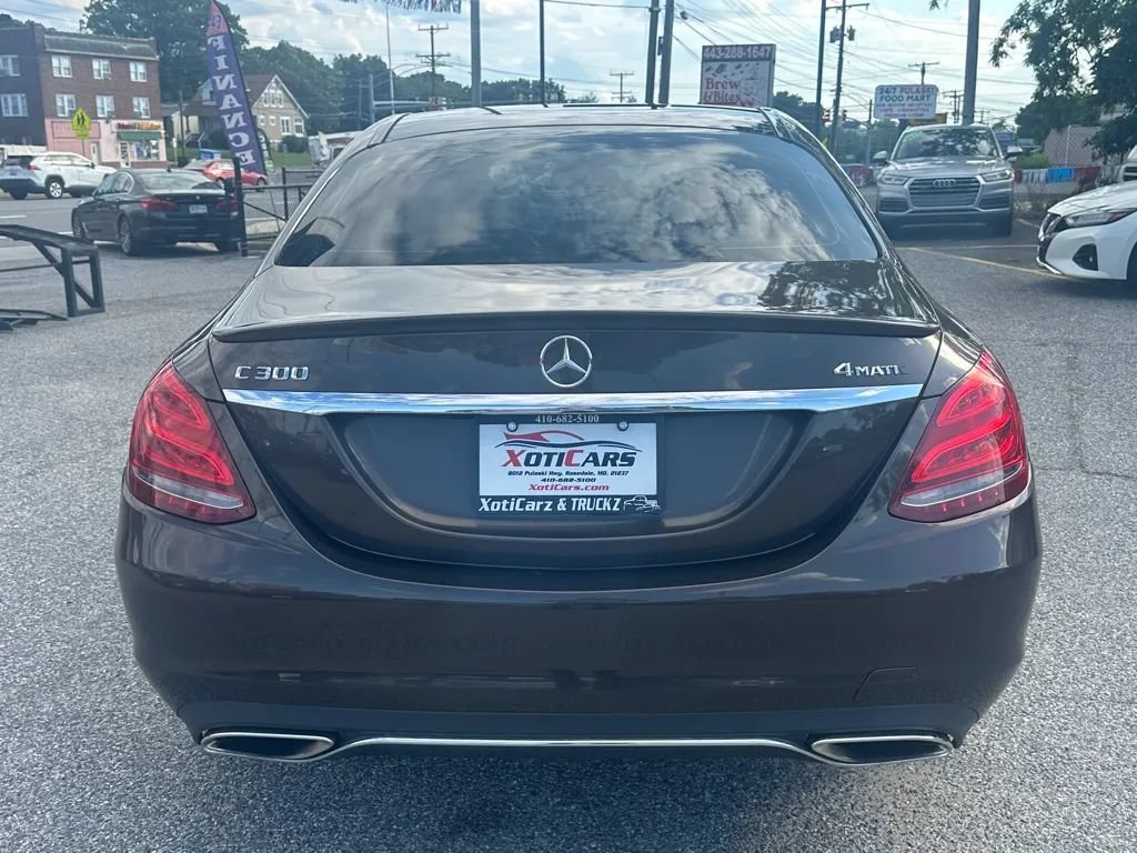 Used 2015 Mercedes-Benz C 300 4MATIC Sedan image 7