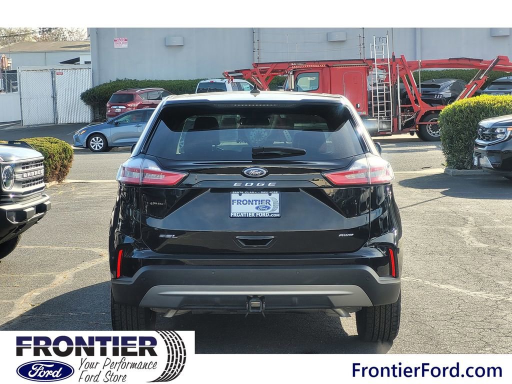 Used 2024 Ford Edge SEL w/ Convenience Package image 6