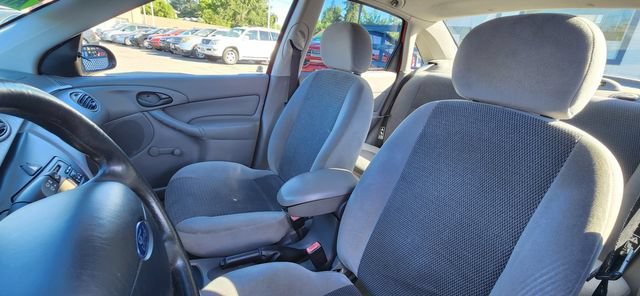 Used 2003 Ford Focus LX FWD image 7