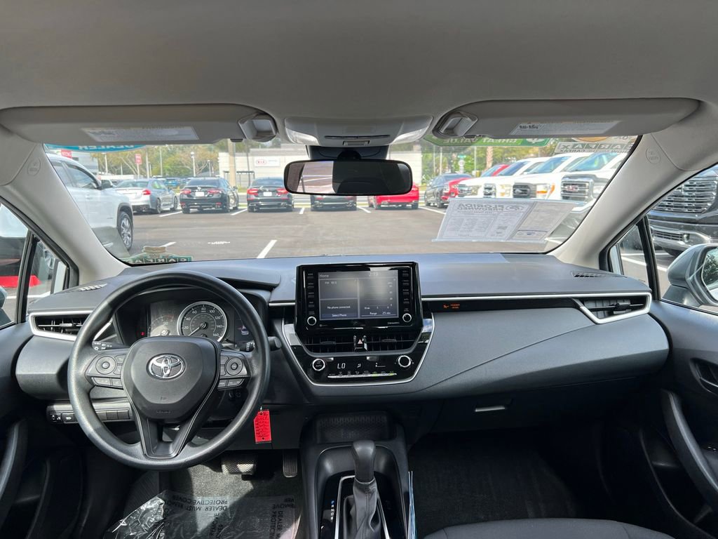 Used 2022 Toyota Corolla LE FWD image 40