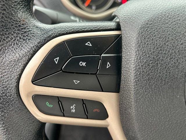 Used 2017 Jeep Cherokee Sport w/ Safety Group AWD/4WD image 17