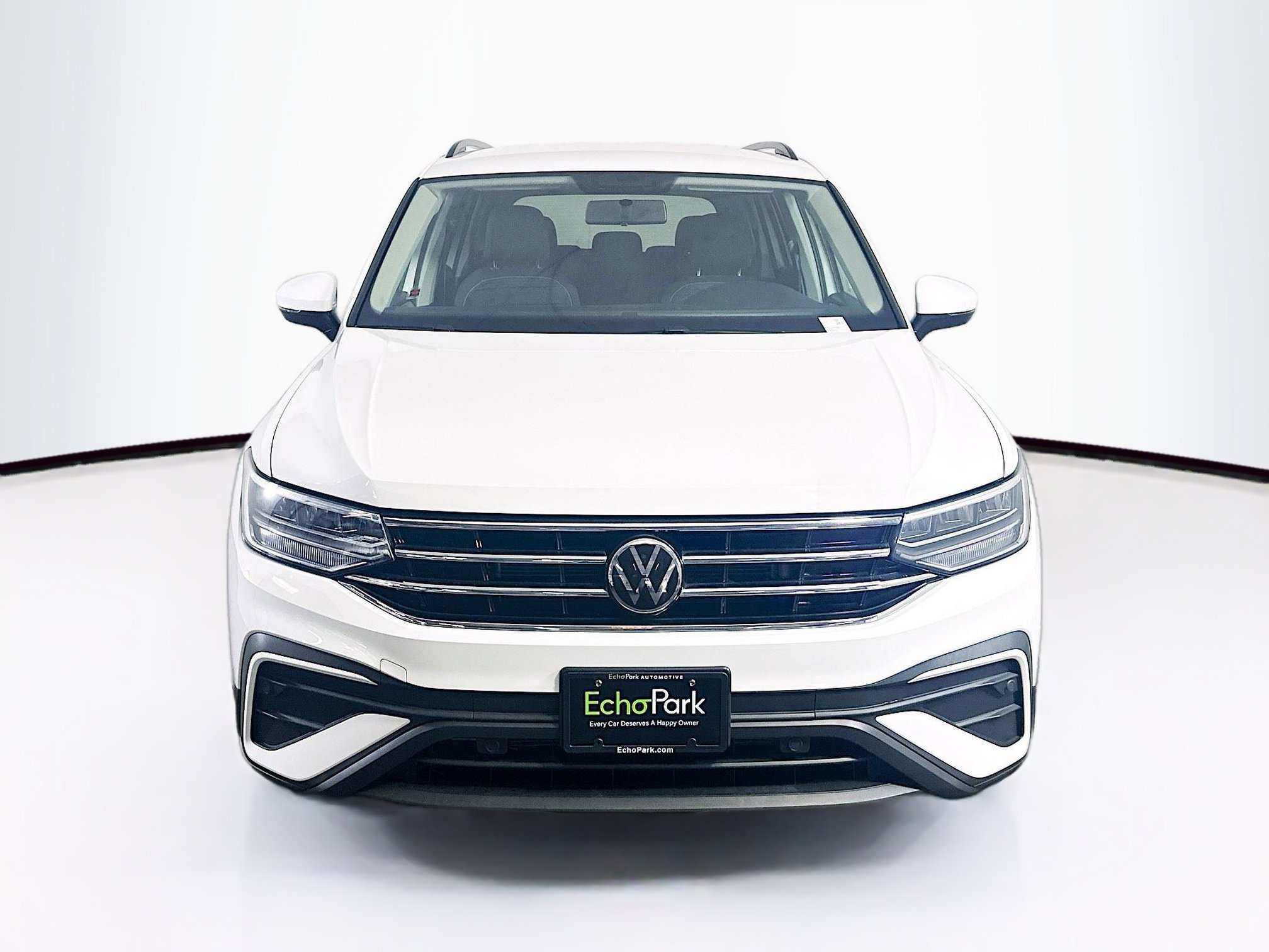 Used 2022 Volkswagen Tiguan S FWD image 2