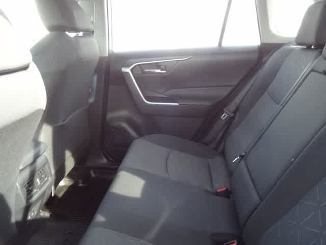 Used 2022 Toyota RAV4 XLE w/ Convenience Package AWD/4WD image 9