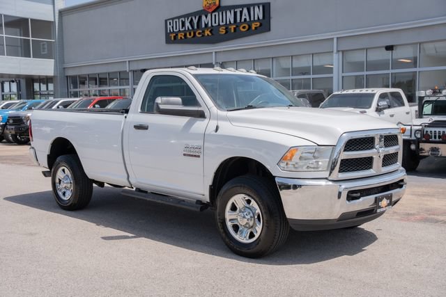 Used 2018 RAM 3500 Tradesman w/ Chrome Appearance Group AWD/4WD image 3