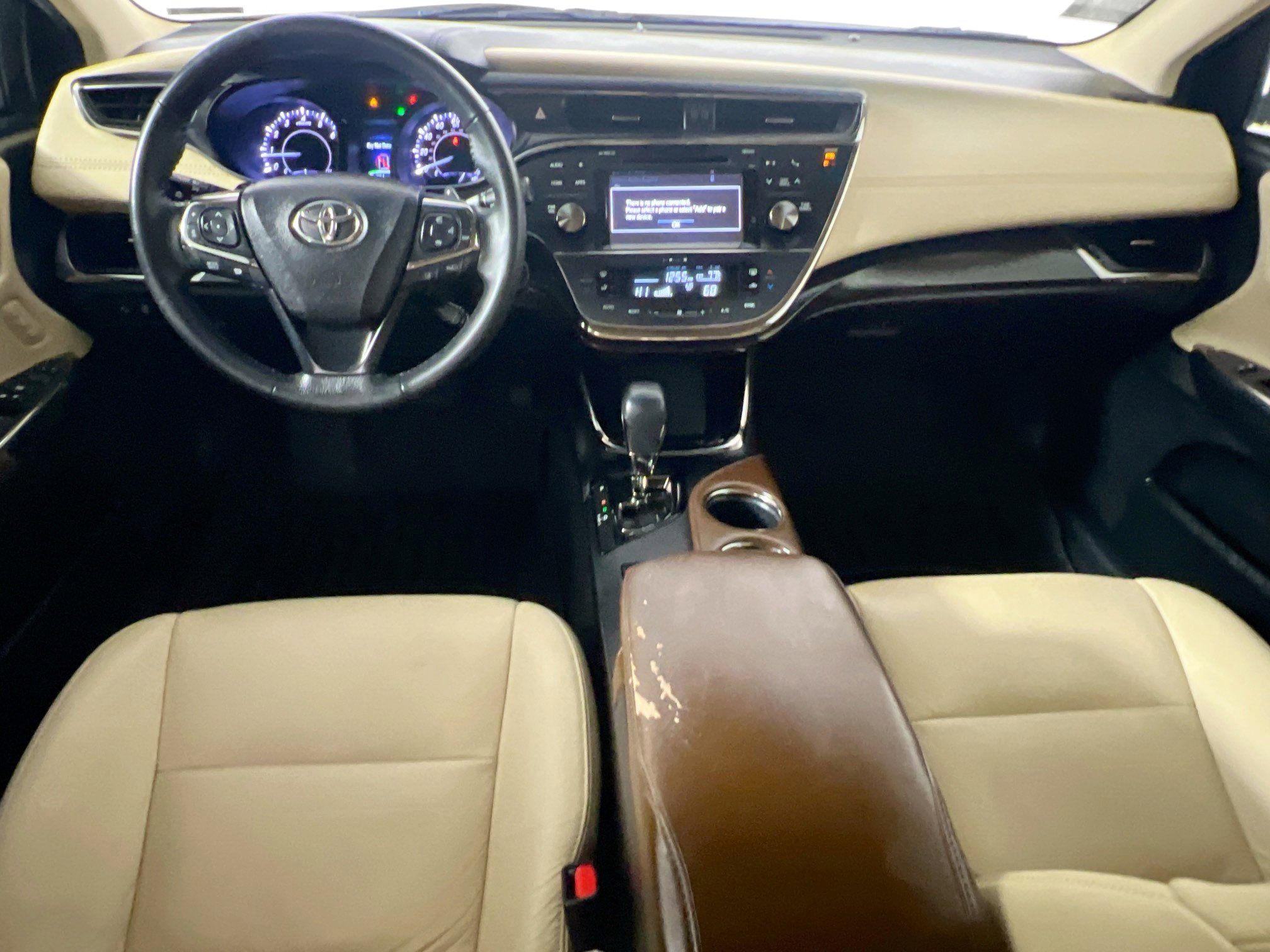 Used 2018 Toyota Avalon XLE Premium image 30