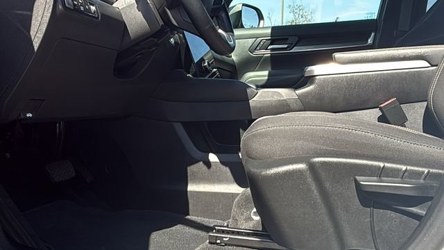 Used 2025 GMC Terrain Elevation image 13