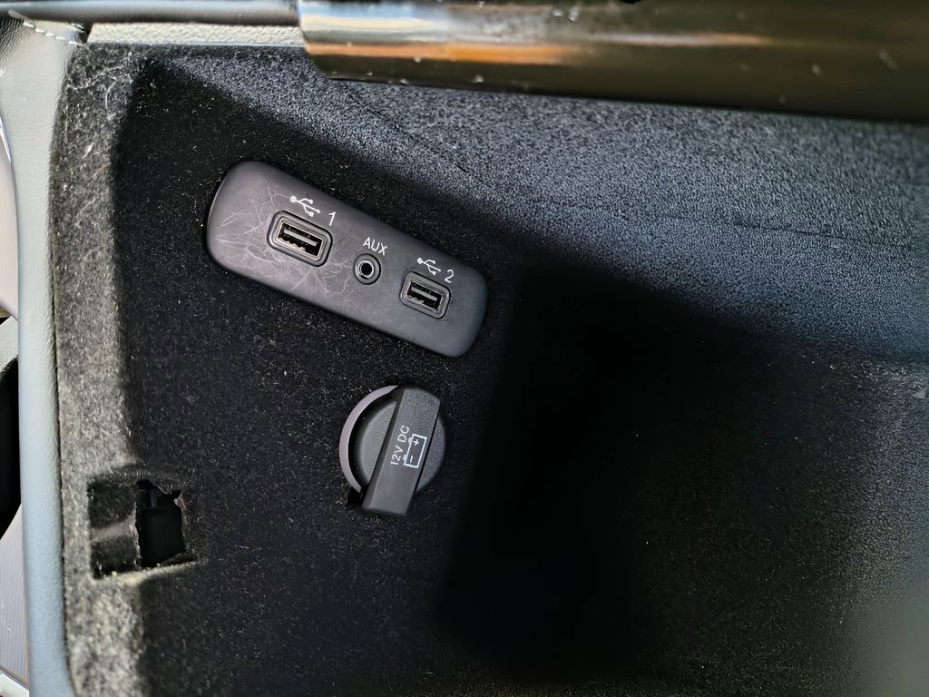 Used 2022 Dodge Challenger SXT w/ Blacktop Package image 23