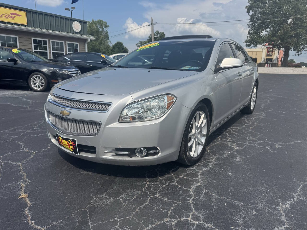 Used 2012 Chevrolet Malibu LTZ FWD image 3