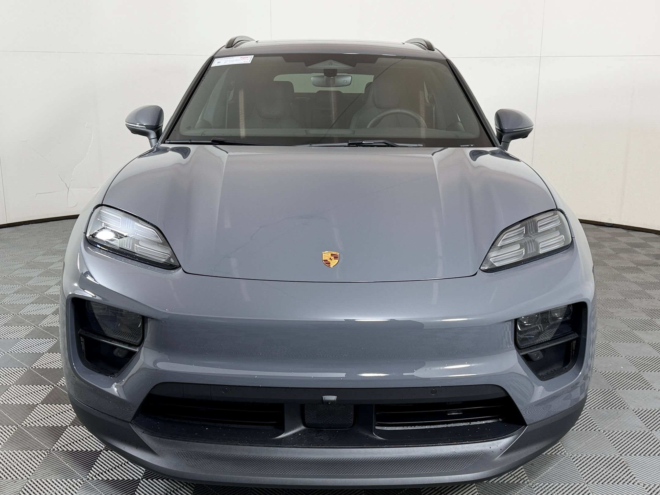 Used 2026 Porsche Macan 4S Electric AWD/4WD image 7