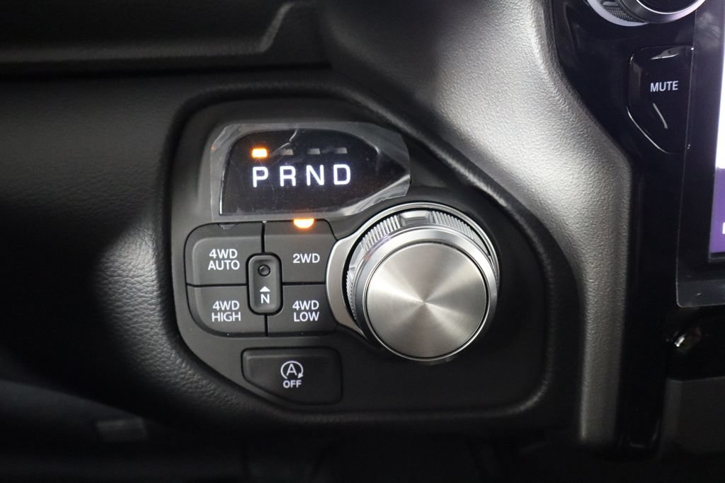 New 2027 RAM 1500 Laramie w/ Night Edition AWD/4WD image 36