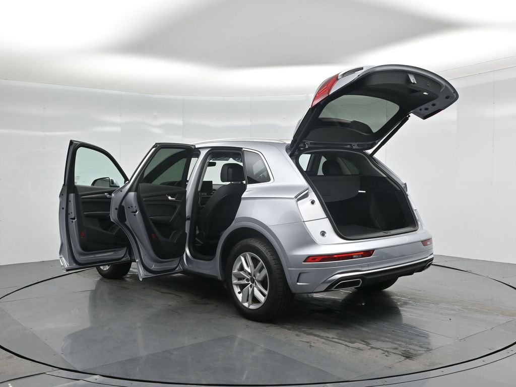 Used 2023 Audi Q5 2.0T Premium w/ Convenience Package image 36