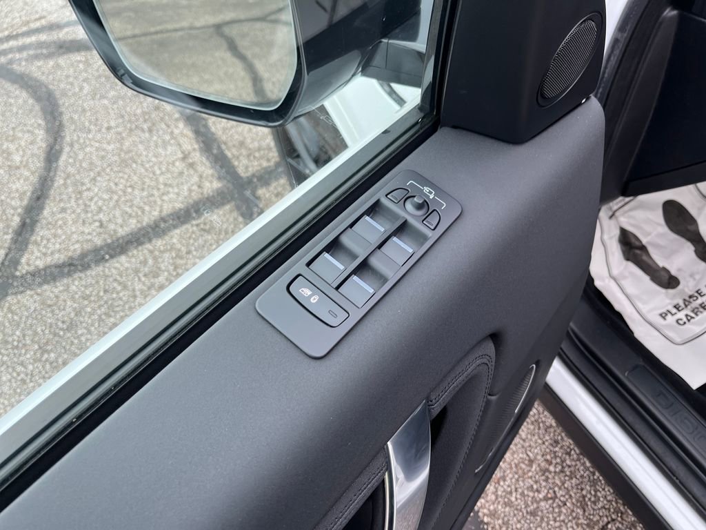 Used 2025 Land Rover Discovery Sport S AWD/4WD image 13