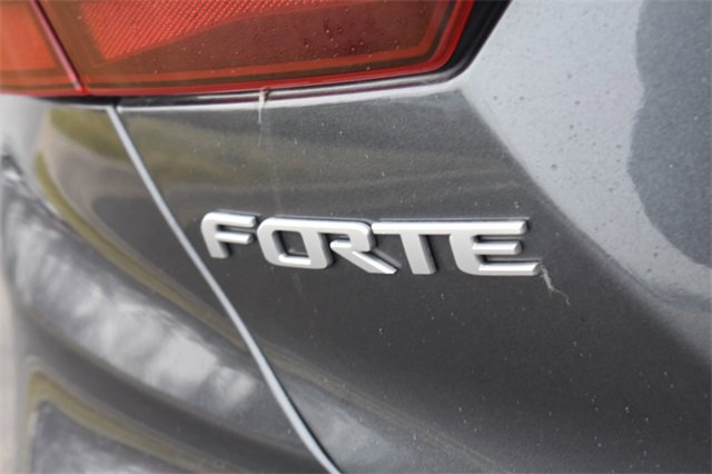 Used 2023 Kia Forte LXS image 14