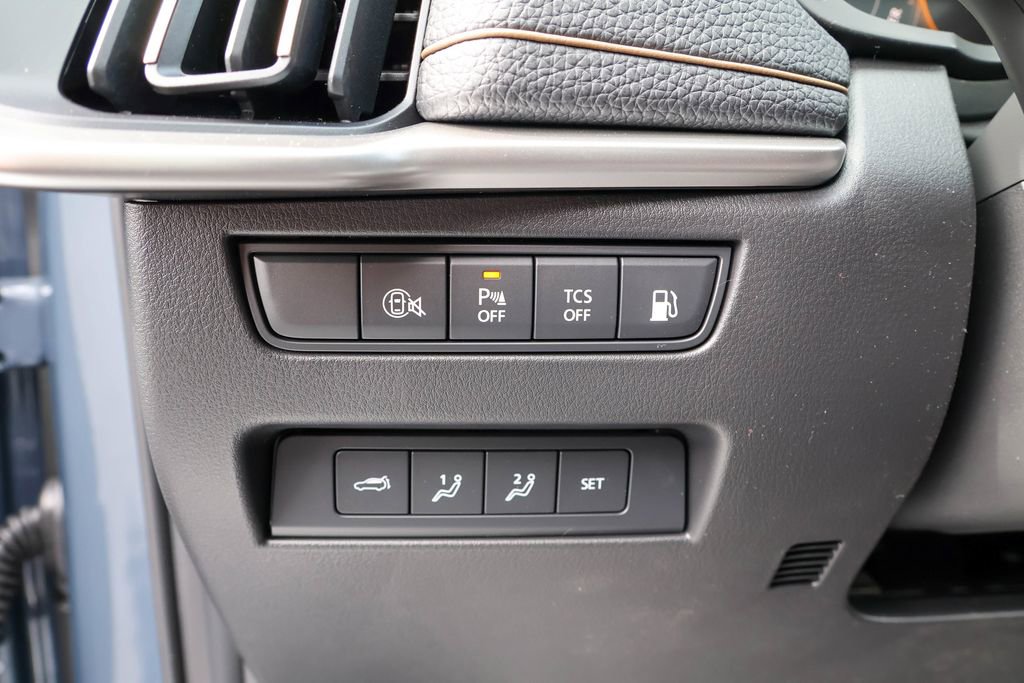 New 2025 MAZDA CX-70 Plug-In Hybrid w/ Premium Pkg image 23