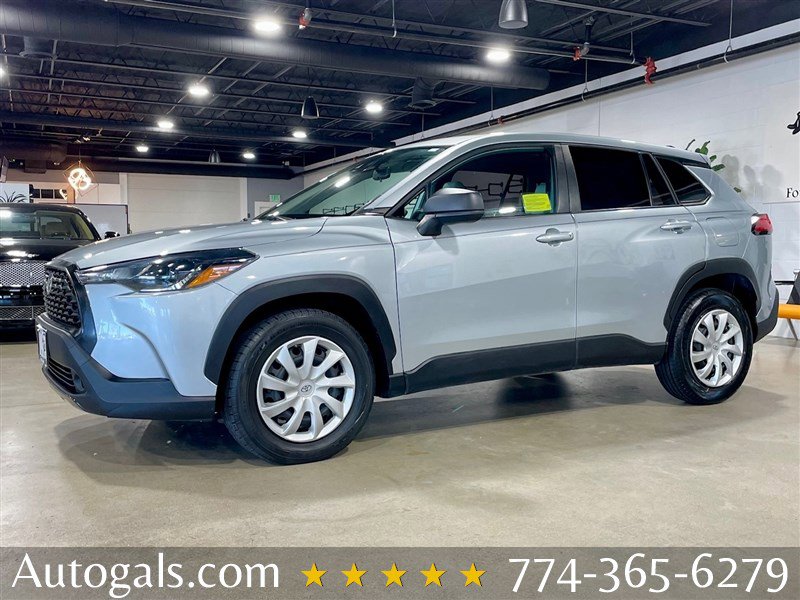 Used 2022 Toyota Corolla Cross L image 1
